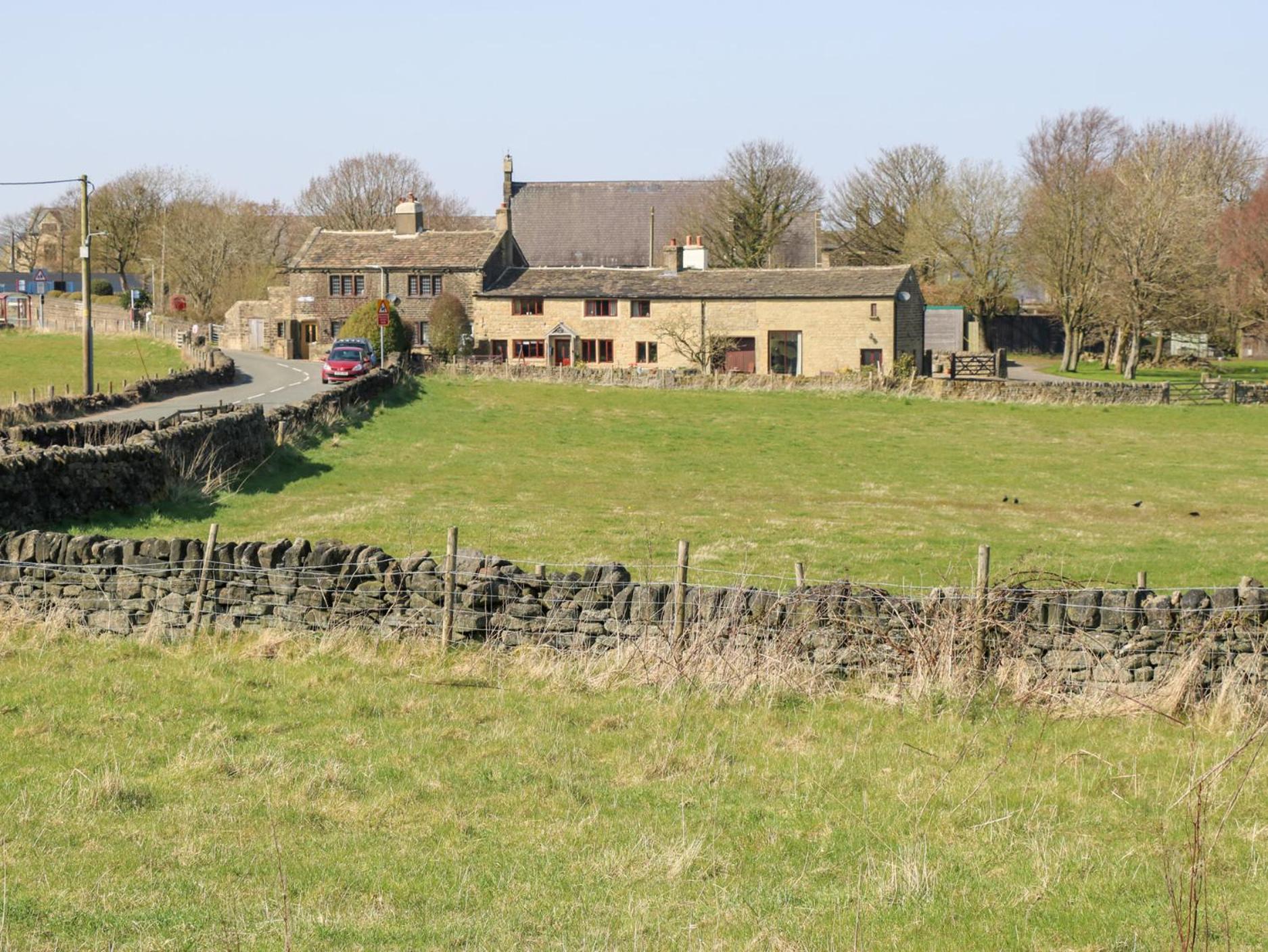 The Barn At Heath Hall Farm Sowerby Bridge Exterior foto